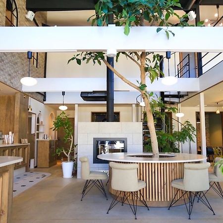 אזומינו Kiiiya Cafe&Hostel מראה חיצוני תמונה