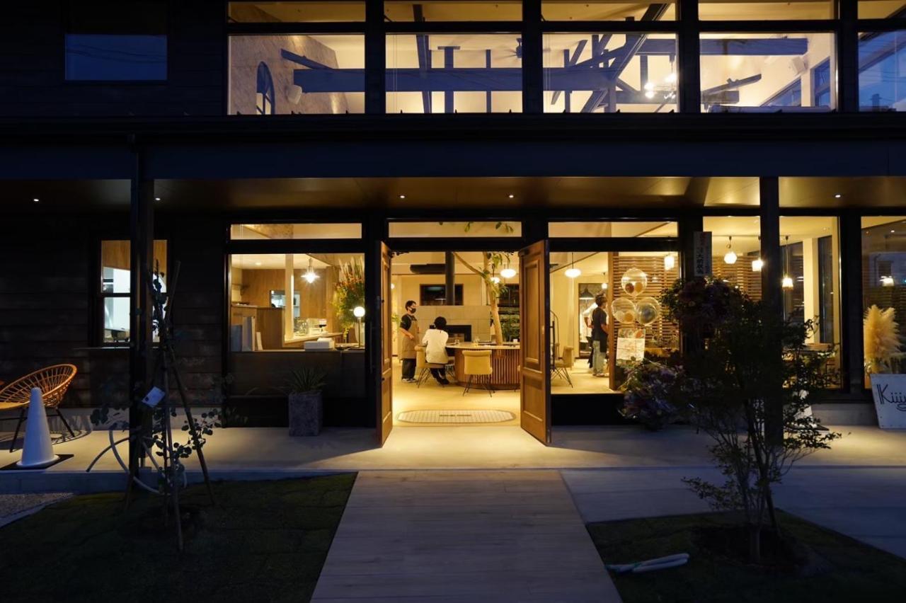 אזומינו Kiiiya Cafe&Hostel מראה חיצוני תמונה