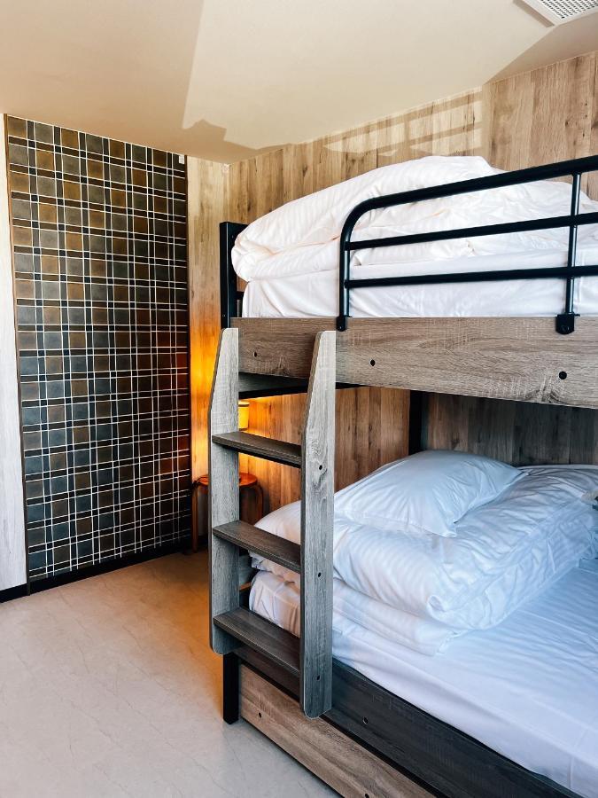 אזומינו Kiiiya Cafe&Hostel מראה חיצוני תמונה